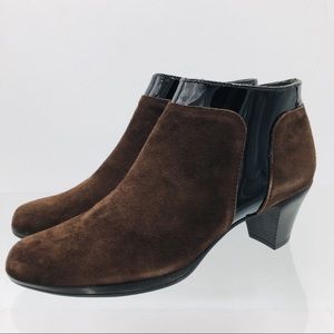Munro American Brown Women’s Ankle Boots